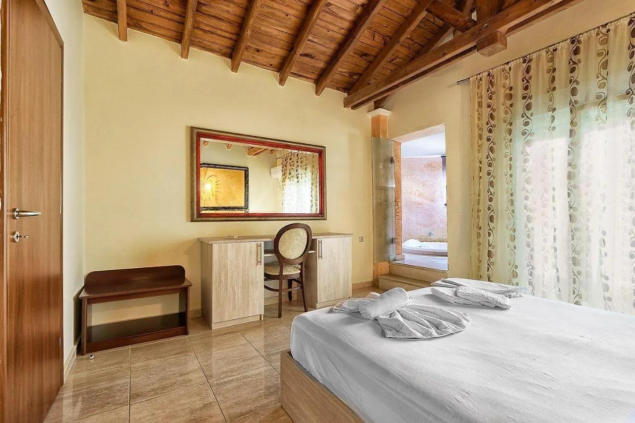 Apartments Alexandros 波利克罗诺