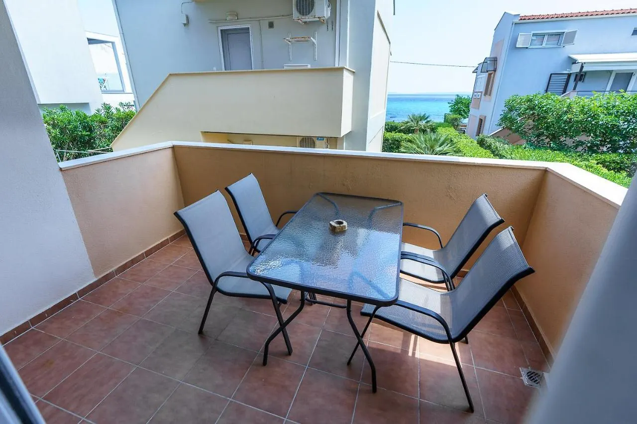 Apartments Alexandros Polychrono